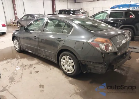 2010 Nissan Altima 2.5 S z USA, uszkodzony, nr VIN 1N4AL2AP9AN547989